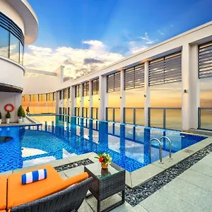  Apartment Luxury - Rooftop Swimming Pool - Front - Hinata Vietnam