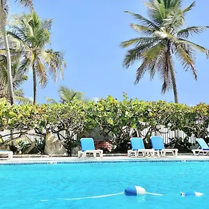  Apartment Kasa Ocean Breeze Beachfront Pool Puerto Rico